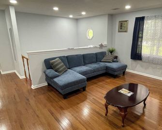 Charming 3-bedroom house with WiFi and AC in Ringgold - Ringgold - Huiskamer