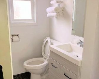Sunset Motel - Waterloo - Bathroom