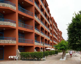 Vistaflor Cura Marina - Playa del Cura - Edificio