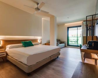 Hotel Brisamar Suites - Coma-ruga - Chambre