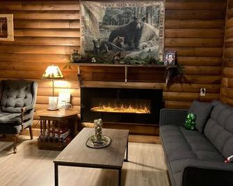 Triple Bunk Bed adventure awaits! Perfect for families or small groups. - Marienville