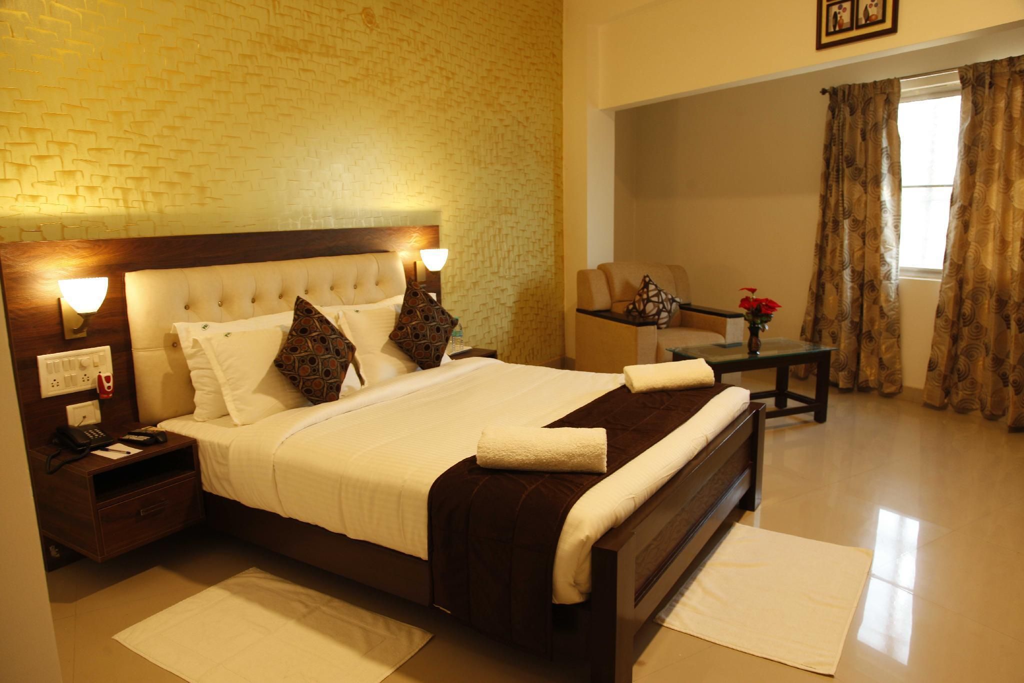 Pah The Clarista Hotel - Srīperumbūdūr - Bedroom