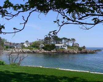 'palace' Oceanfront, Picturesque Cove & Semiprivate Beach - Biddeford - Outdoors view