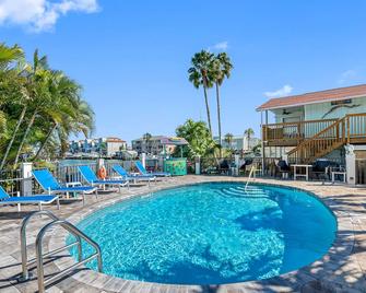 Sand Vista Motel - Redington Shores - Pool