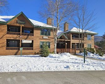 Comfy, AC, near river & lake, pool & fitness club. D0053 by LRS - North Woodstock - Building