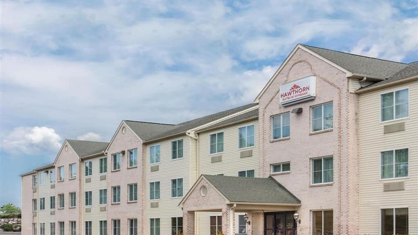 Lancaster Suites