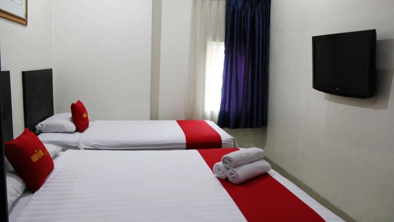 Win Hotel Blok M