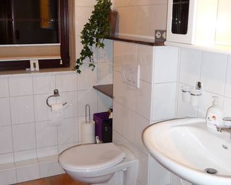 Ferienwohnung Panten - Gremersdorf - Badkamer