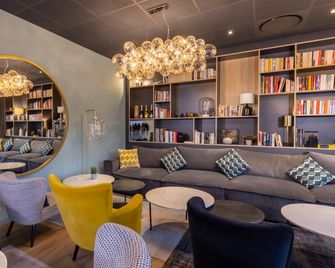 Padja Hôtel & Spa Vannes - Vannes - Lobby