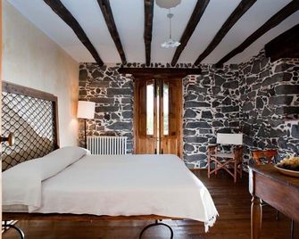 Palmento Monterosso - Viagrande - Slaapkamer