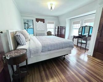 American Adventure AC family beach home - Atlantic City - Bedroom