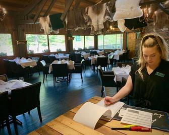 Sunwapta Falls Rocky Mountain Lodge - Jasper - Restaurante