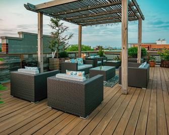 The Guesthouse Hotel - Chicago - Patio