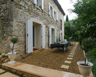 La chambre de Seraphin - Navacelles - Patio