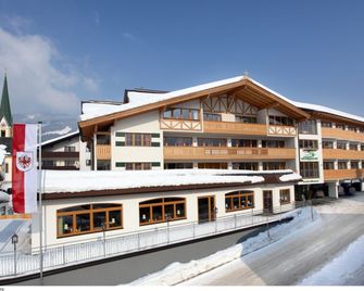 Alpen Glück Hotel Kirchberger Hof - Kirchberg in Tirol - Edificio