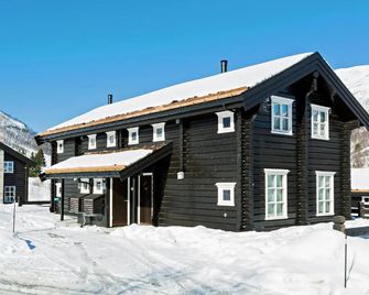 Stranda Alpegrend 2 sleping room - Stranda - Building