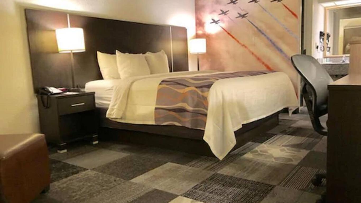 Quality Inn At Eglin AFB