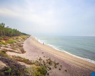 Cozy holiday homes, close to the lake - Łazy - Plaża