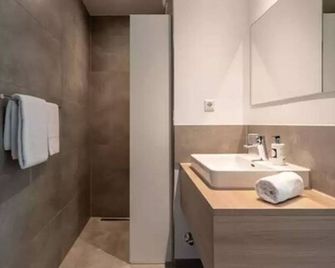 a2 Hotels Wernau - Wernau - Badkamer