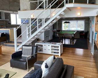 The Silos Apartments - Raglan - Living room