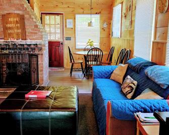 Watch Point Cottages/Overlooking historical Lake Champlain/Addison County, fish - Shoreham - Sala de estar