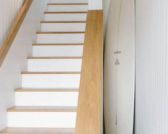 The Sunsetter by WB Abodes - Wrightsville Beach - Escalier