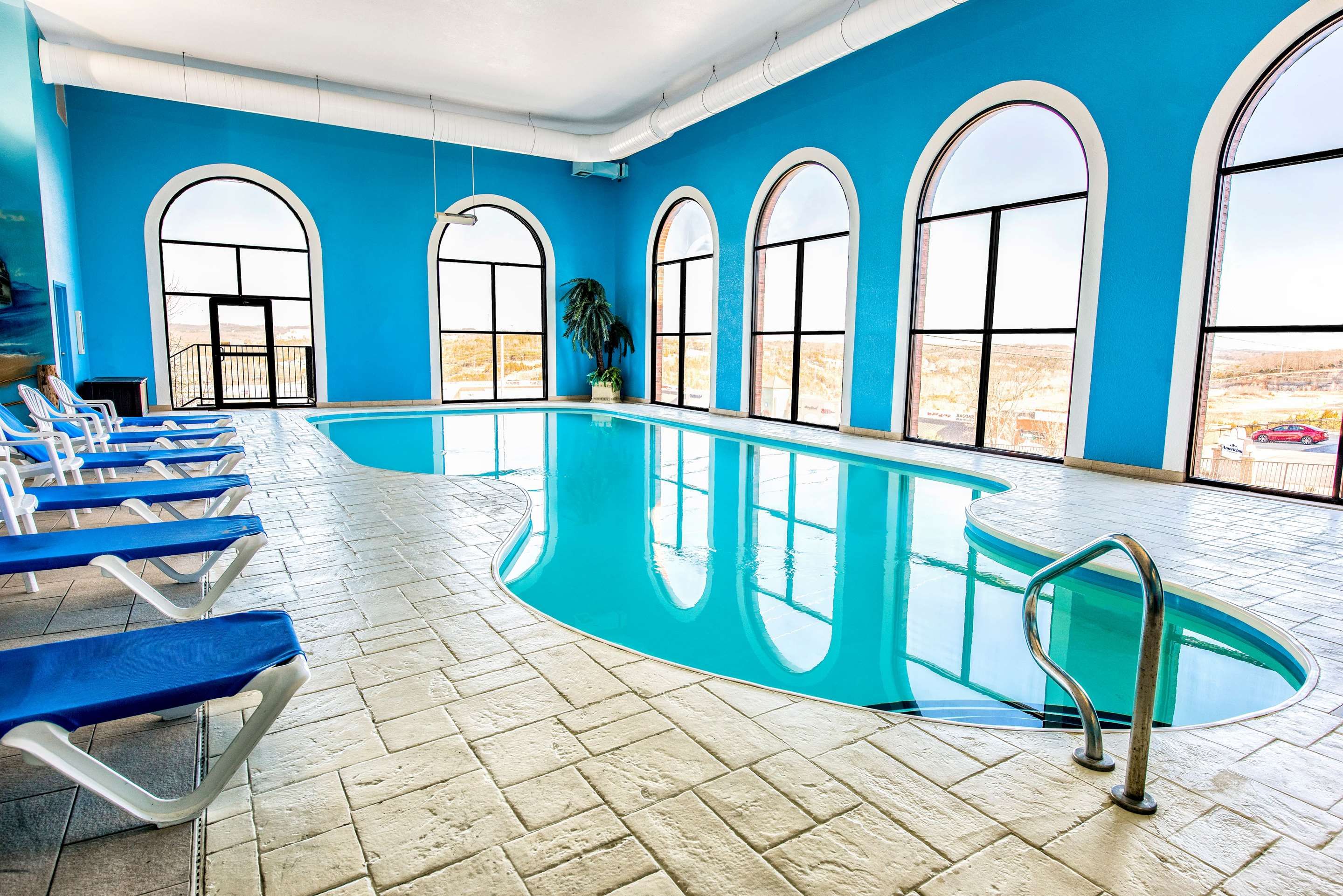 AmericInn by Wyndham Branson & Conference Center - ברנסון - בריכה