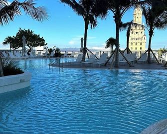 NEW luxury suite Miami at the WorldCenter area - Great views - Miami - Piscina