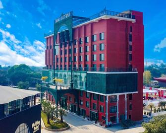 Dayal Gateway - Lucknow - Building