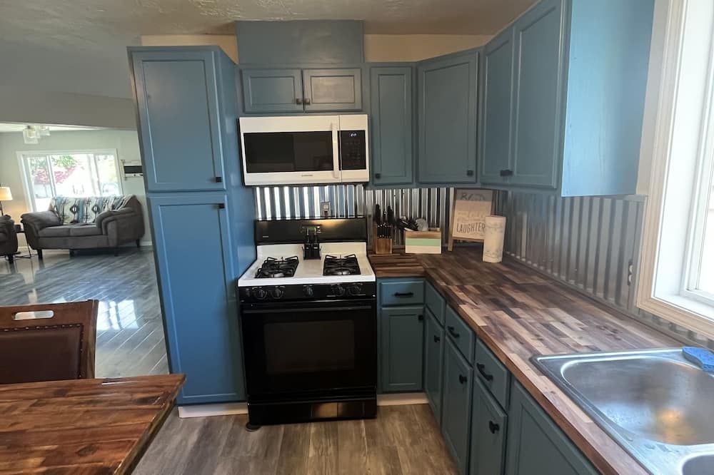 Blue Mountain Retreat