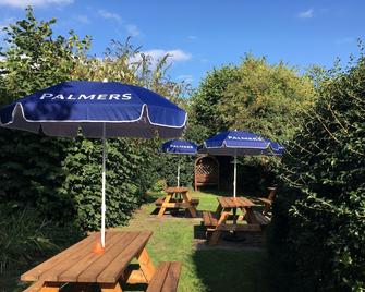 Phelips Arms - Montacute - Patio