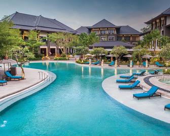 Marriott Bali Nusa Dua Gardens - South Kuta - Piscina