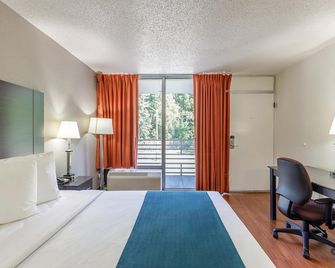 Motel 6 Dumfries - Dumfries - Slaapkamer