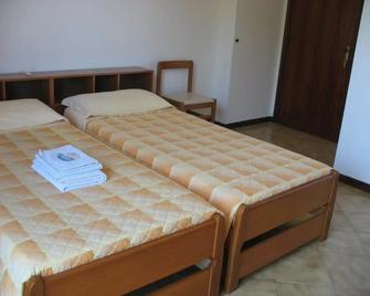 Bed & Breakfast Bompadre - Civitanova Marche - Habitación