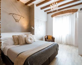 LE 5 Terre LA Spezia - La Spezia - Bedroom