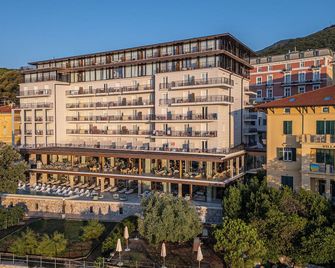 Amadria Park Grand Hotel 4 Opatijska Cvijeta - Opatija - Building
