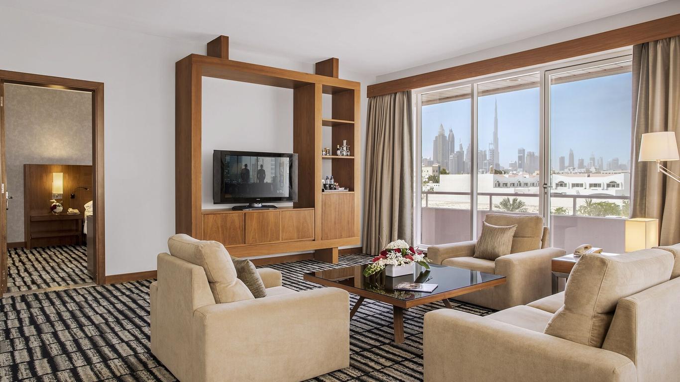 فندق جميرا روتانا