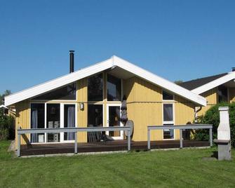 Holiday House Dior, Germany - Rechlin - Building