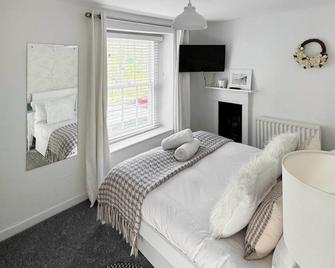 Driftwood - Aberdyfi - Спальня