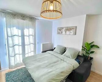 Newwilliam - Serris - Habitación