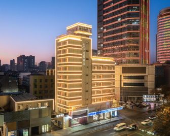 Atour Light Hotel Xuzhou Suning Plaza South Zhongshan Road - Xuzhou - Gebäude