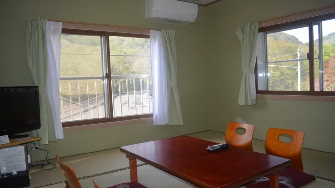 Oirase Guest House Keigetsu