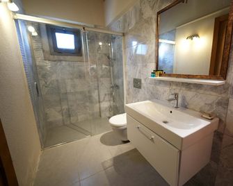 Lal Azure Alacati - Cesme - Bad