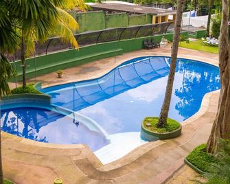 Hotel El Arco - Retalhuleu - Piscina