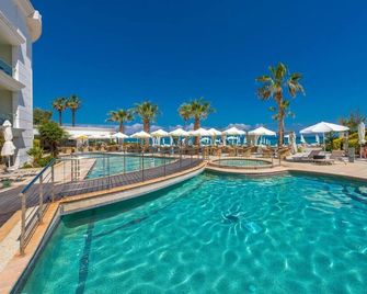 Elinotel Apolamare Hotel - Chaniotis - Piscina