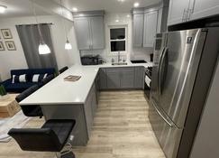 Modern Luxury Apartment Near Nyc - Jersey City - Küche