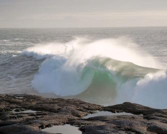 Very quiet, secluded location, spectacular sea view - Inishmore - Building