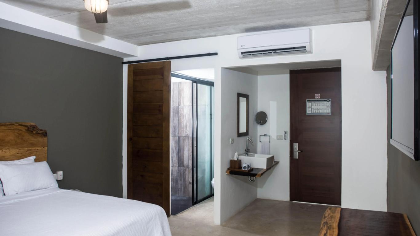 โรงแรม52