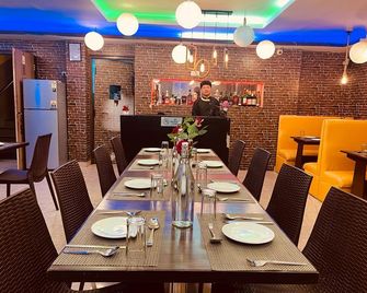 The Hotel Iinorri - Gangtok - Restaurante