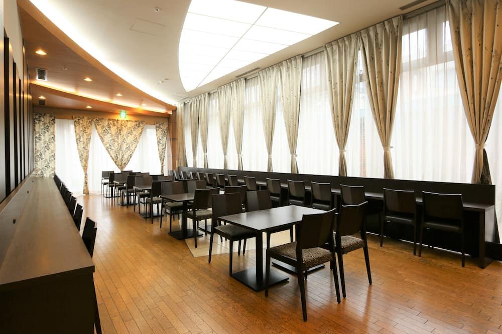 Apa Hotel Kanazawa Chuo - קאנאזוואה - מסעדה